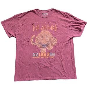 Def Leppard Goodie Two Sleeves Red Distressed Graphic 1983 Concert Tee Size S/M